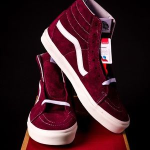 Vans Sk8-Hi Pomegranate Suede